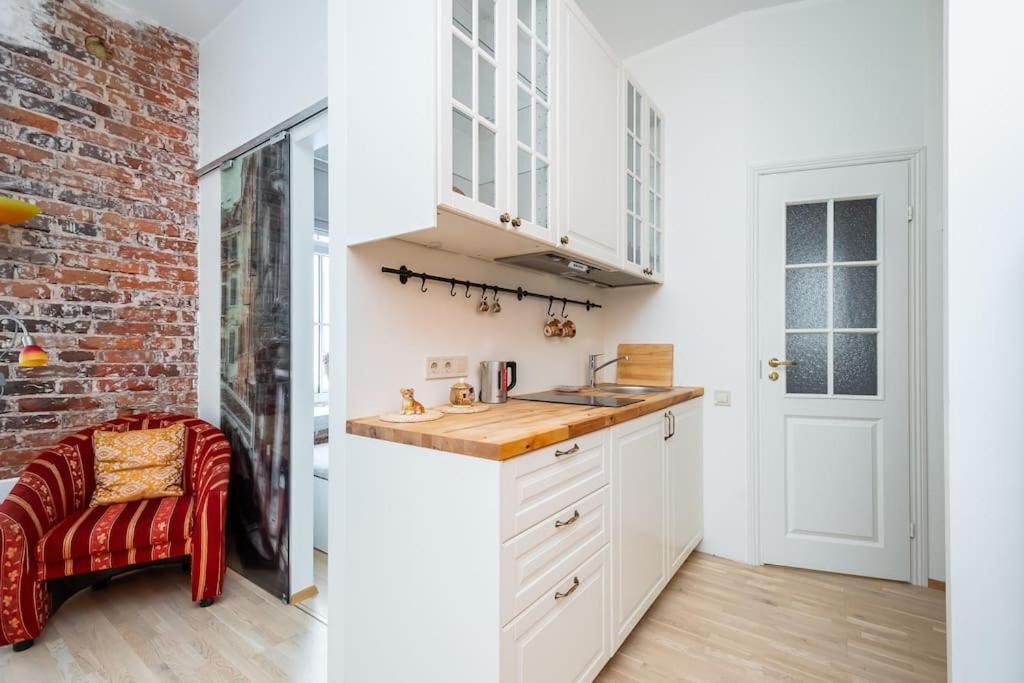 Cozy Studio Apartment 탈린 외부 사진